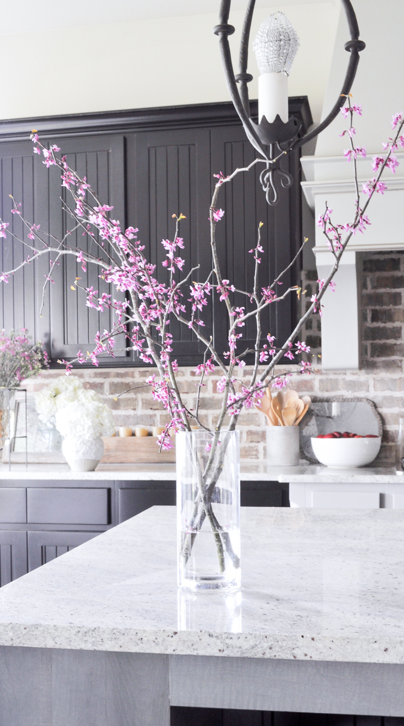 How to Decorate with a Glass Vase and Branches