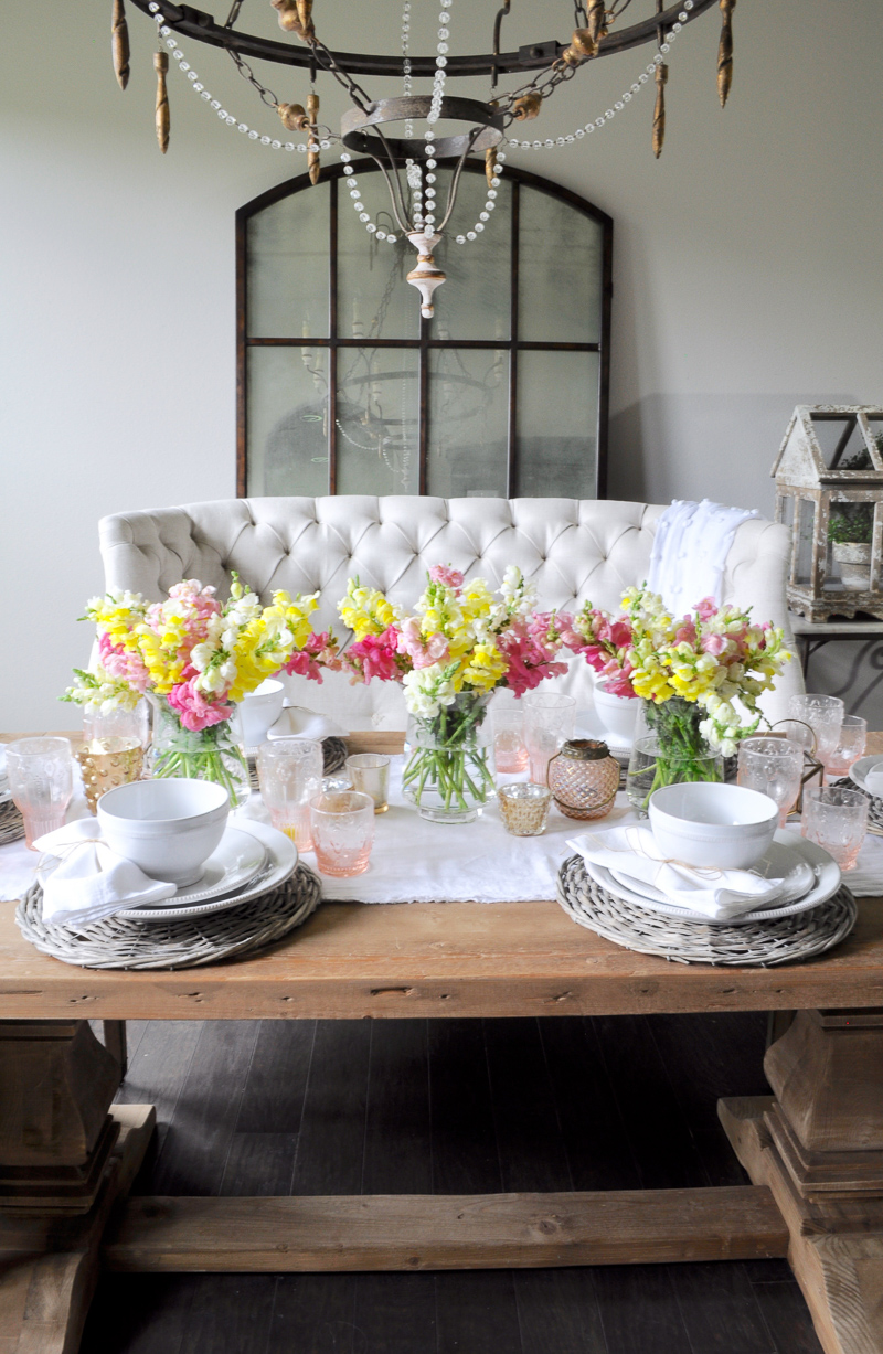 Dining Room Spring Tablescape