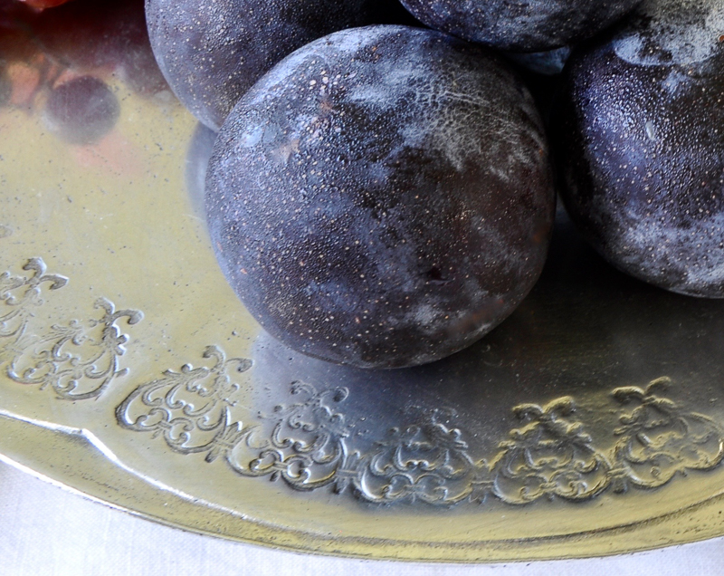 beautifully detailed pewter serving dish or cake plate_