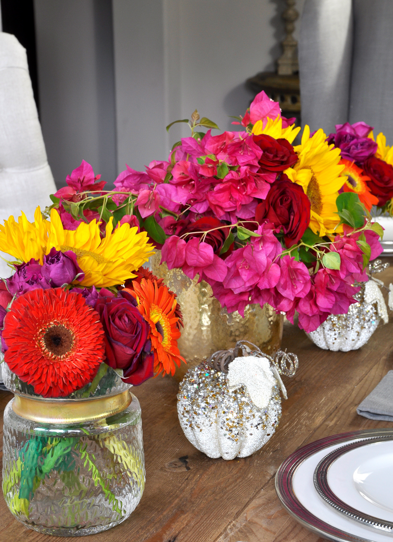 beautiful-bougainvillea-and-sunflowers-tablescape