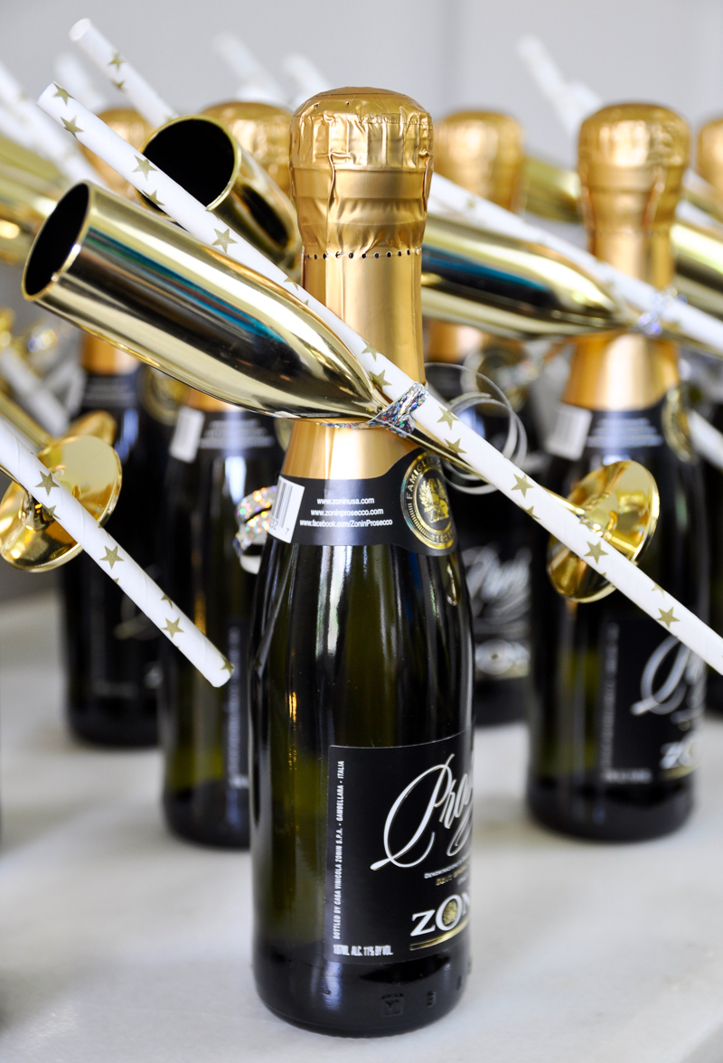 beautiful-individual-champagne-bottle-favors-for-bridal-shower_