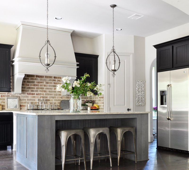 beautiful-kitchen-with-brick-backsplash-decorated-for-fall