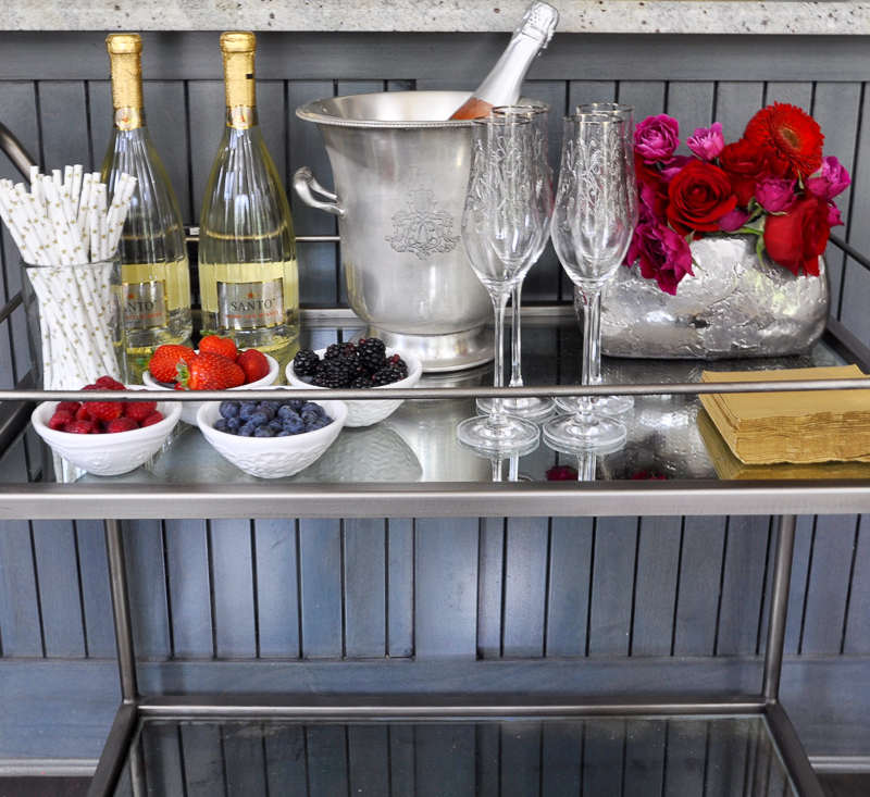 champagne-bar-cart-with-fruit-garnish-so-chic