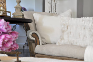 cozy-family-room-chaise-lounge-furry-pottery-barn-pillow