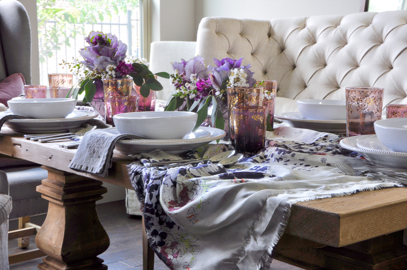 fall-tablescape-with-purple-and-gray-in-gorgeous-dining-room_