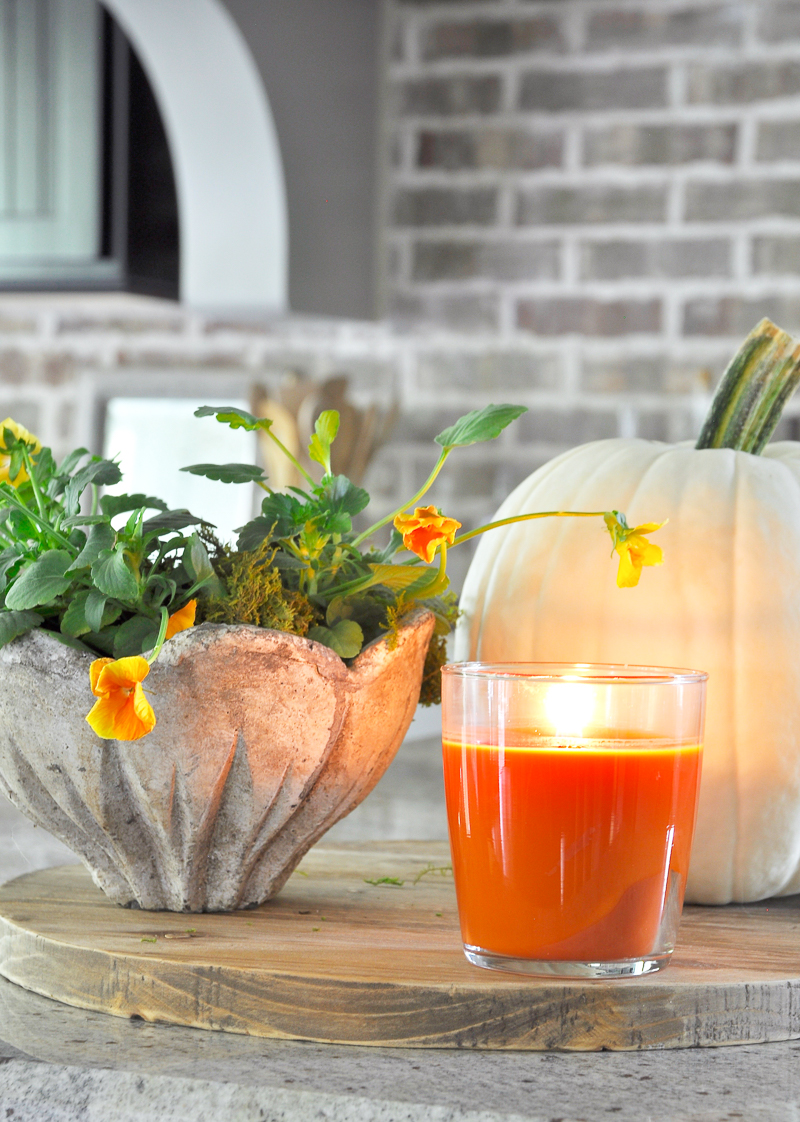 how-to-create-a-fall-vignette-by-grouping_