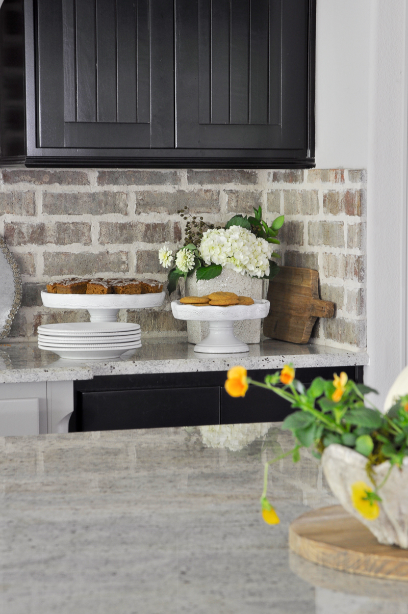 kitchen-counter-decor-for-fall-so-beautiful