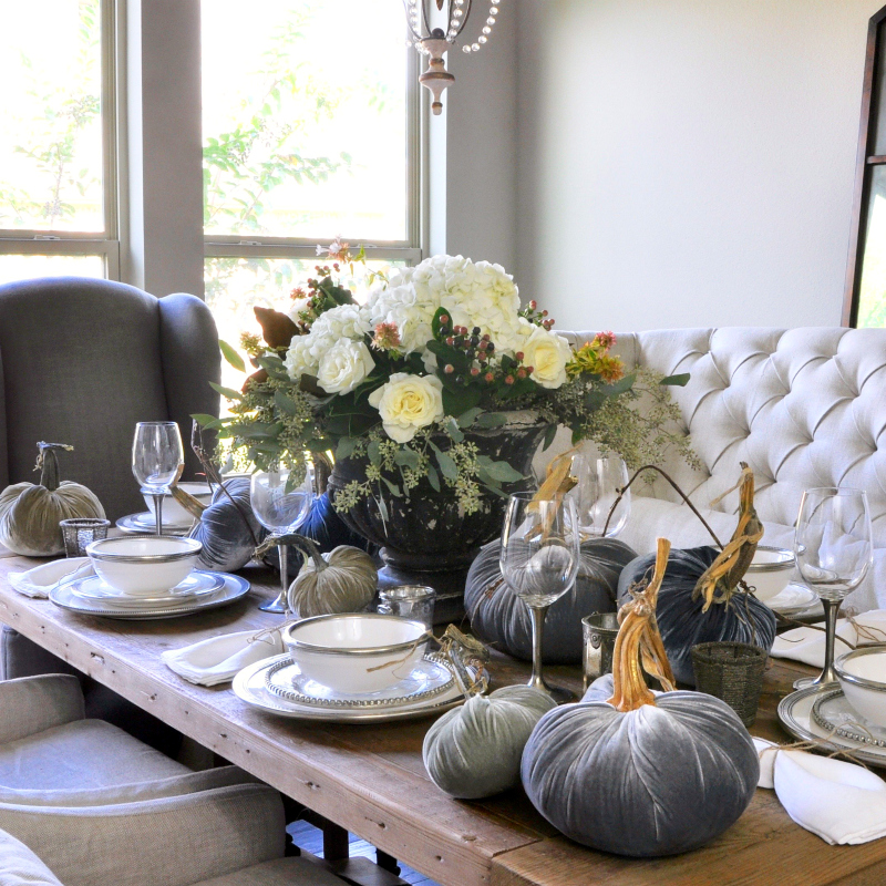 An Elegant Holiday Table – Holiday Entertaining Blog Tour