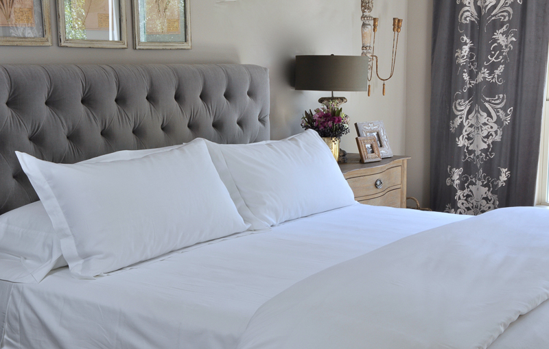 Give Your Bedding a Hotel Look and Feel - Decor Gold Designs
