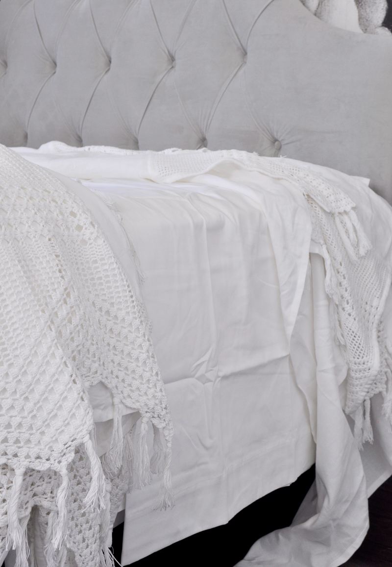 lien-and-crochet-bedding-so-gorgeous