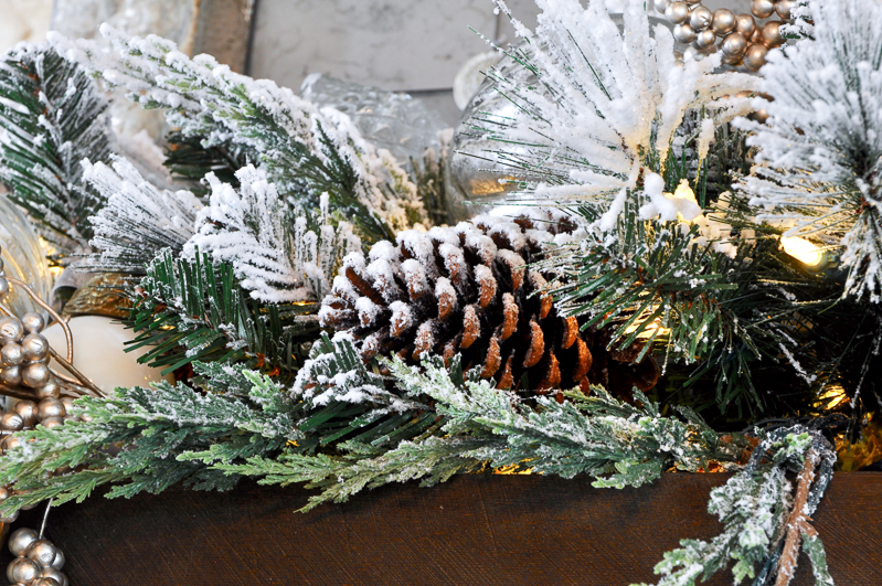 christmas-mantle-featuring-balsam-hill