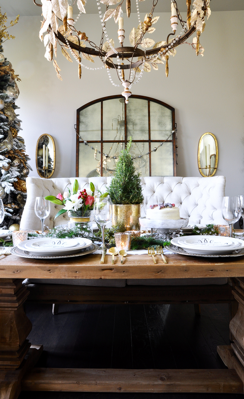 A Classic Christmas Holiday Table Holiday Entertaining Blog Tour