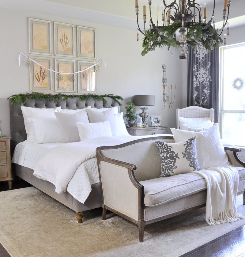 christmas-bedroom-white-and-gray-so-elegant