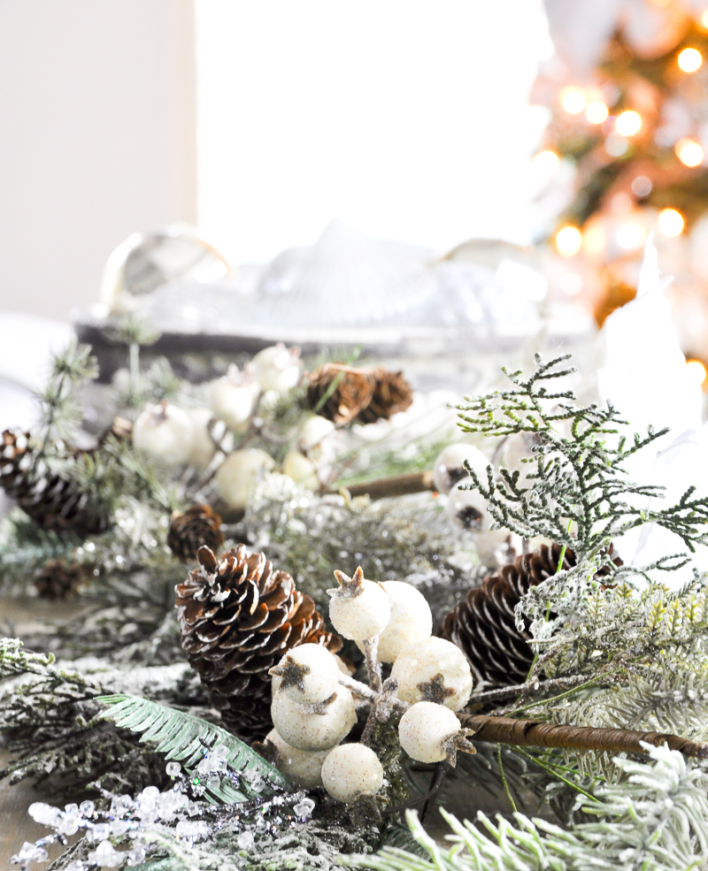 garland-on-sofa-table-so-pretty