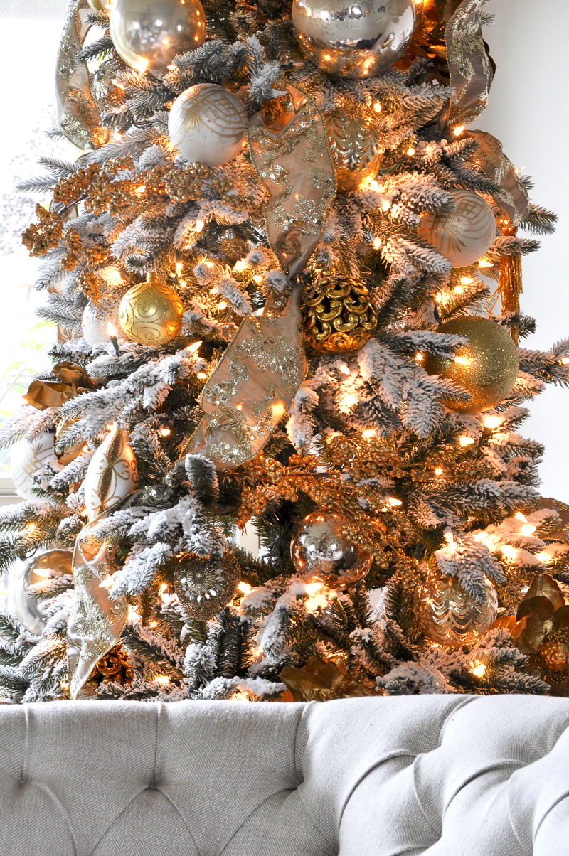 gold-and-white-flocked-christmas-tree