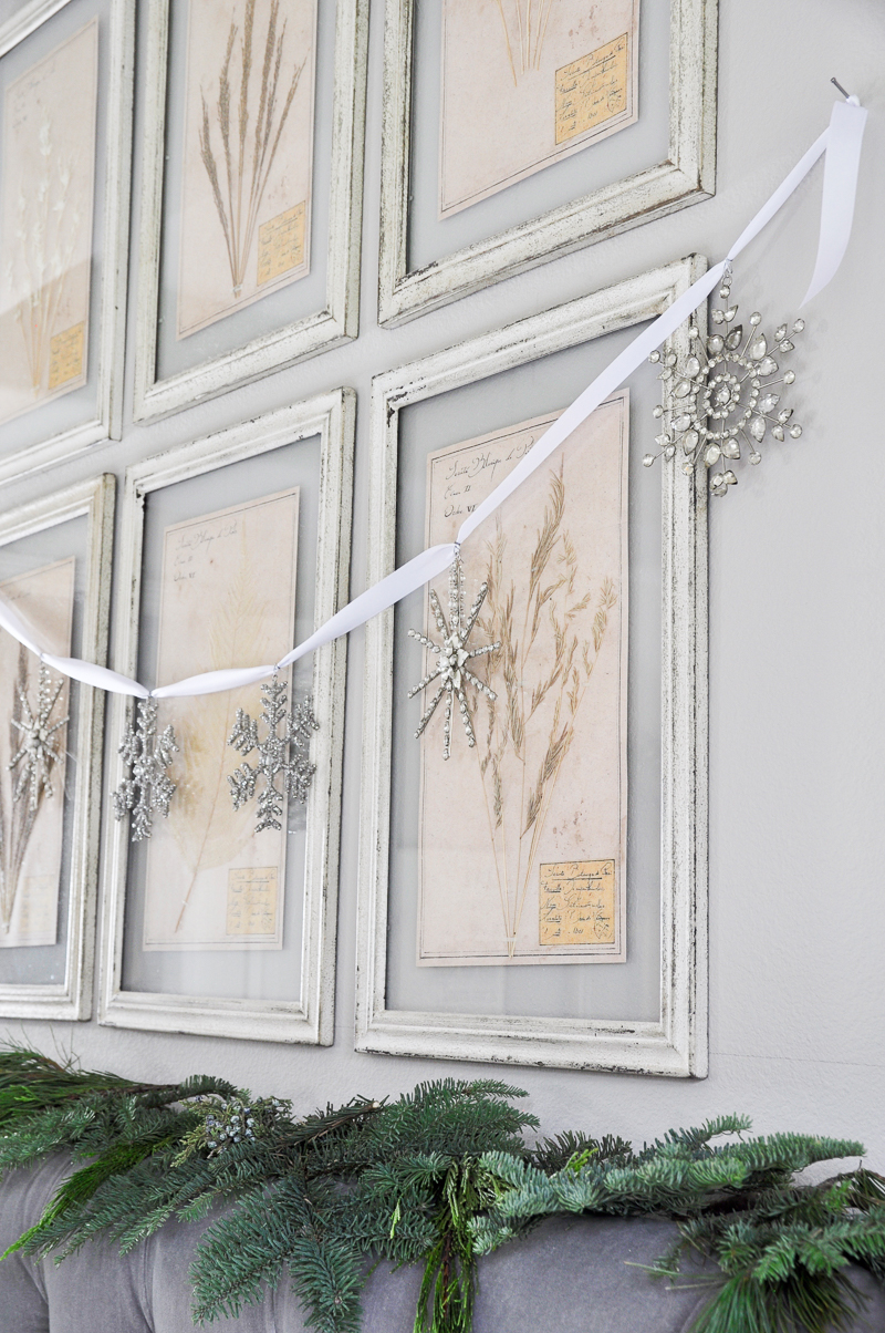 snowflake-garland-above-headboard