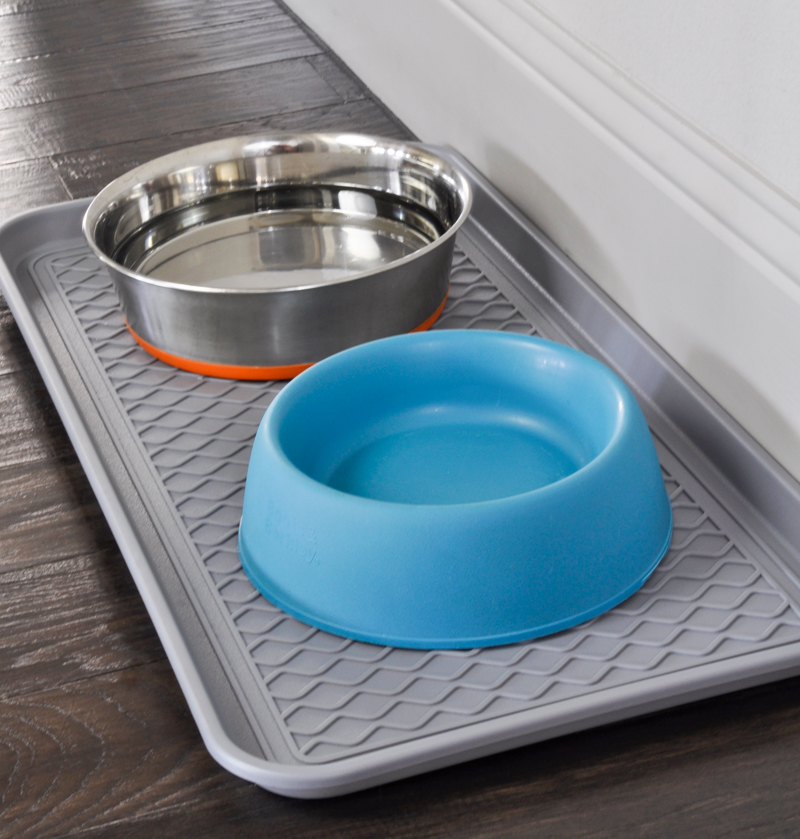 Pet food bowl tray 