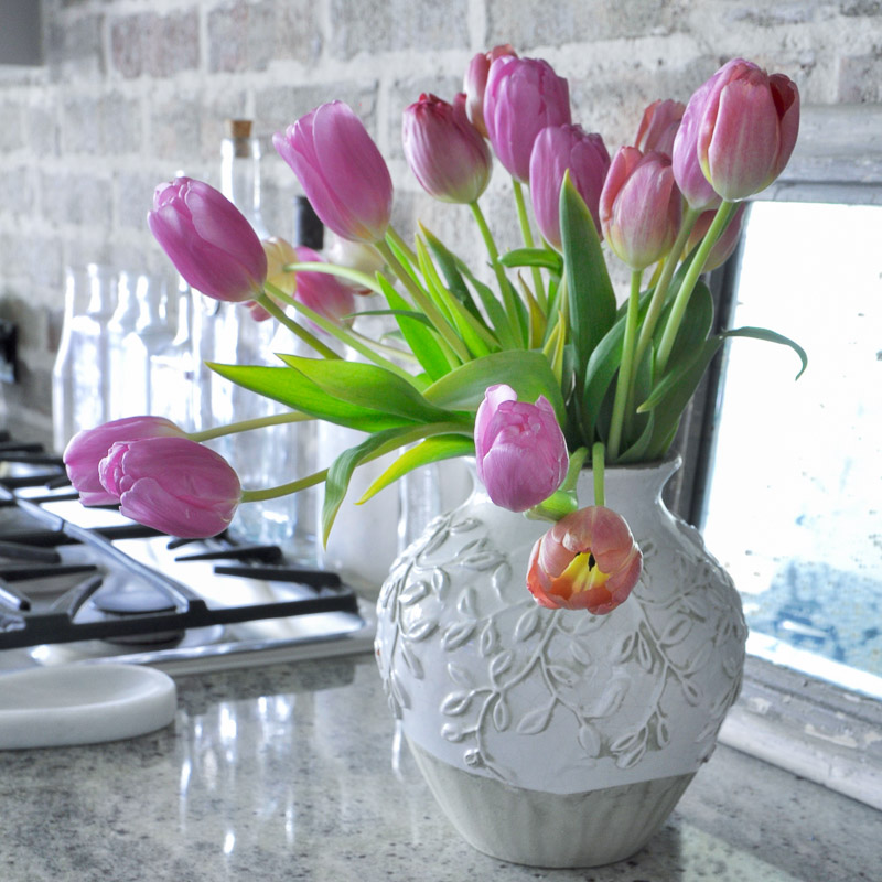 Fresh Look for Spring in the Kitchen