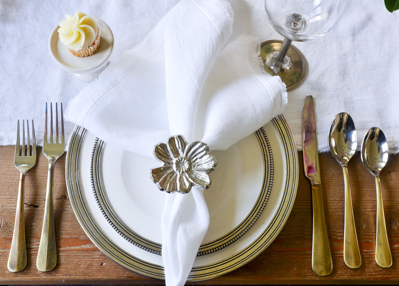 beautiful silver and white spring place setting