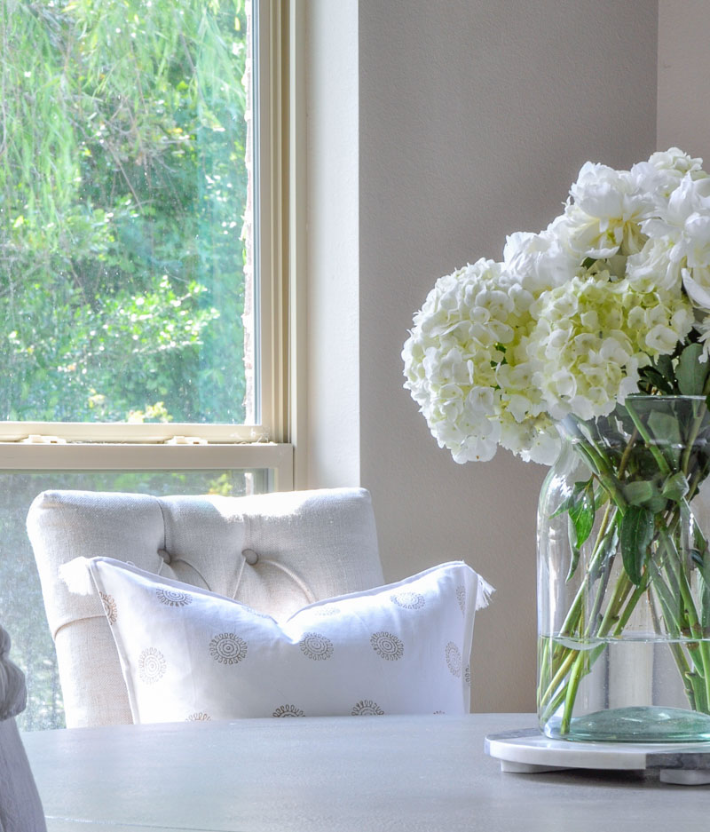 30 Tips for Summer Decorating by Decor Gold Designs