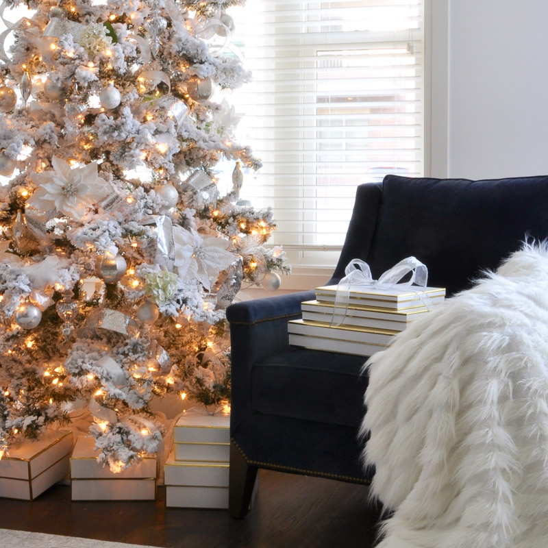 Simply Christmas Home Tour