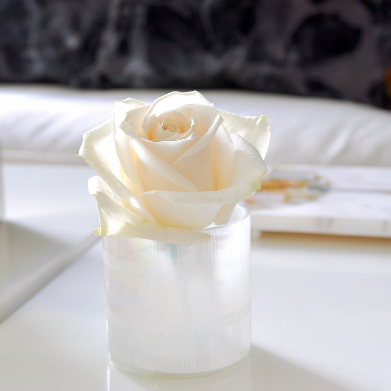 3 Ways to Arrange Roses