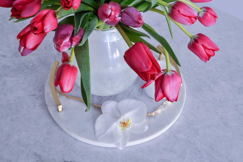 simple tulip arrangement for easter 