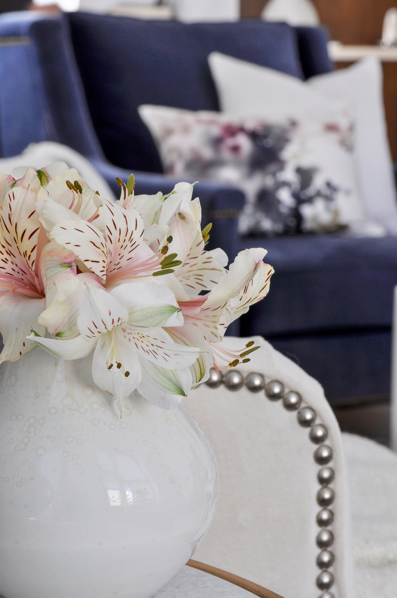 round white vase in beautiful living room