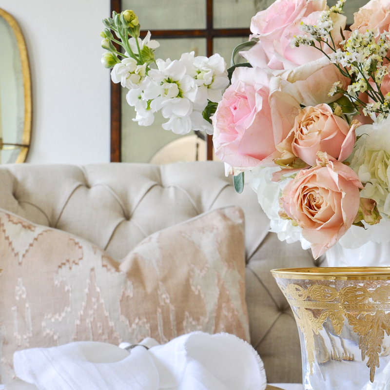 spring dining room pastel flowers