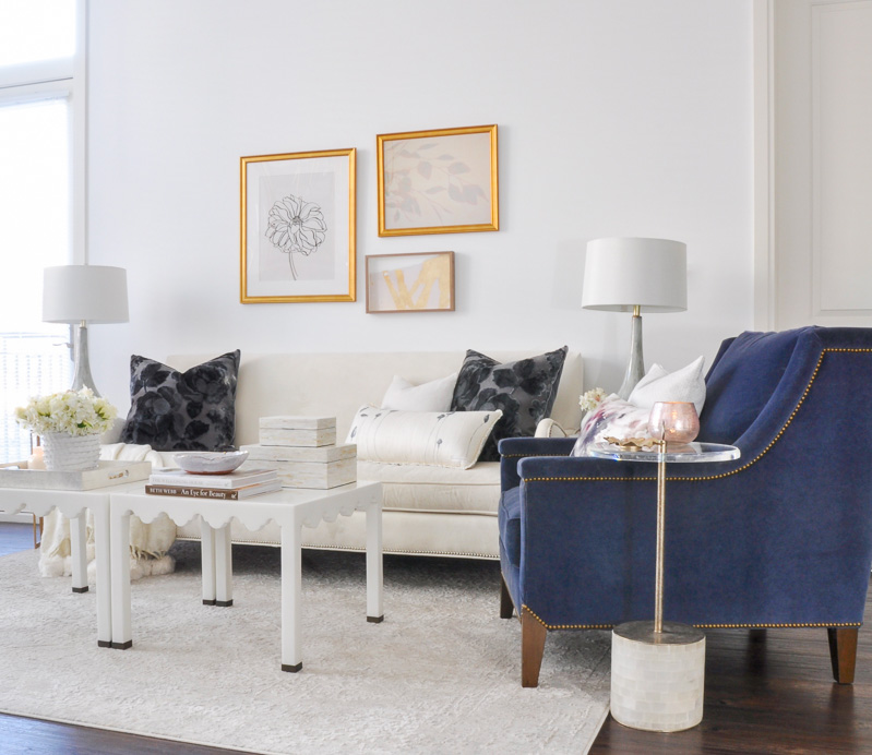 beautiful white living room sofa blue accents