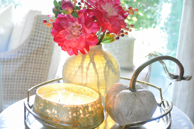 Fall vignette round tray pumpkin candle 