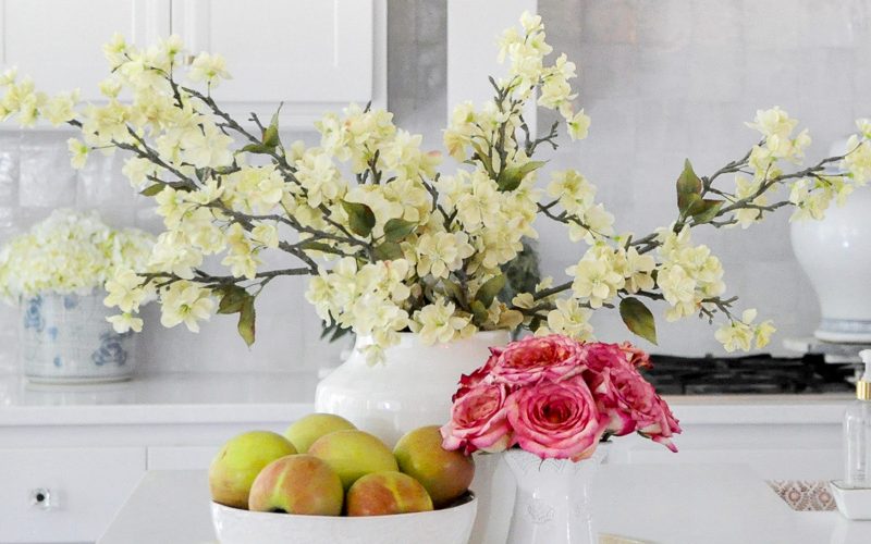 Kitchen reveal beautifully accessorized