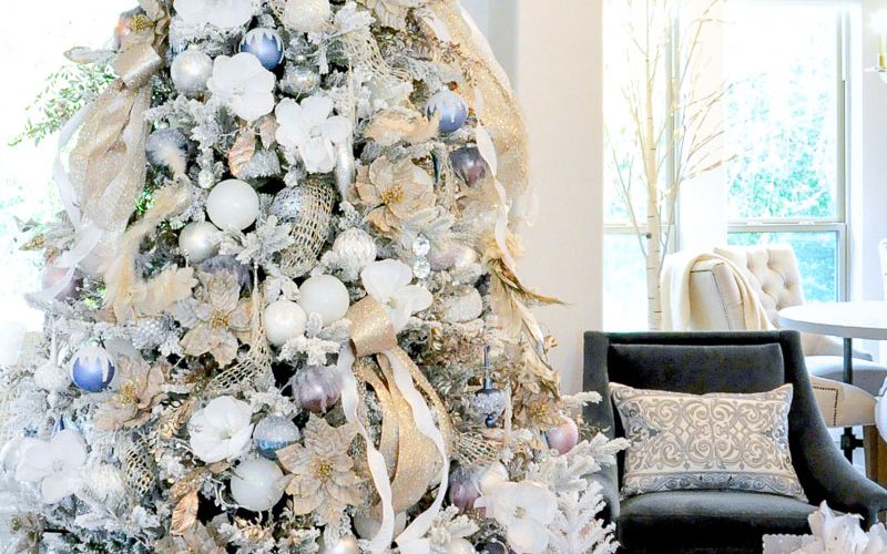 Dreamy Frontgate Christmas tree