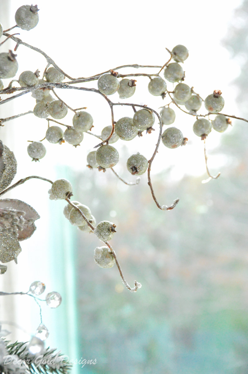 Beautiful Christmas tree berries. 