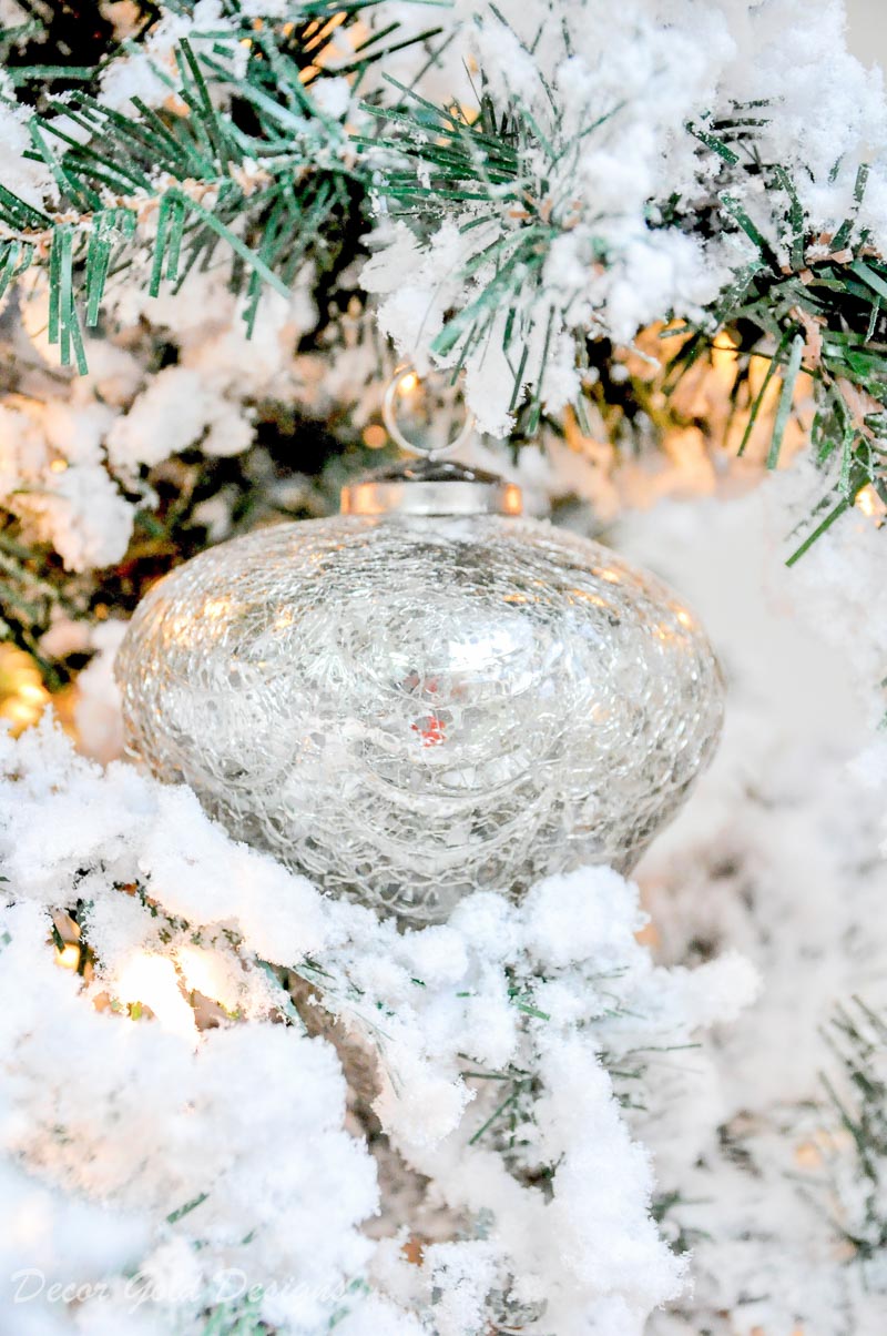 Christmas tree decorating glass ornament