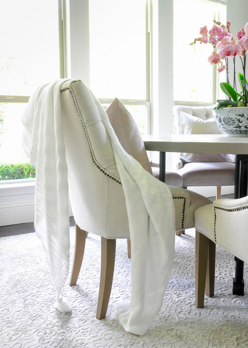 cozy home breakfast nook