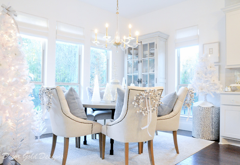 cheerful christmas kitchen breakfast nook