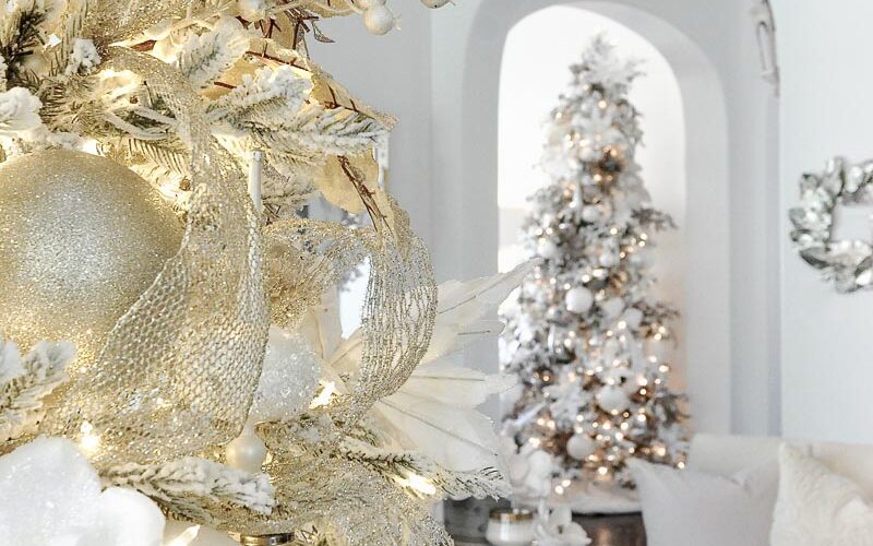 Christmas living room decorations gold white silver