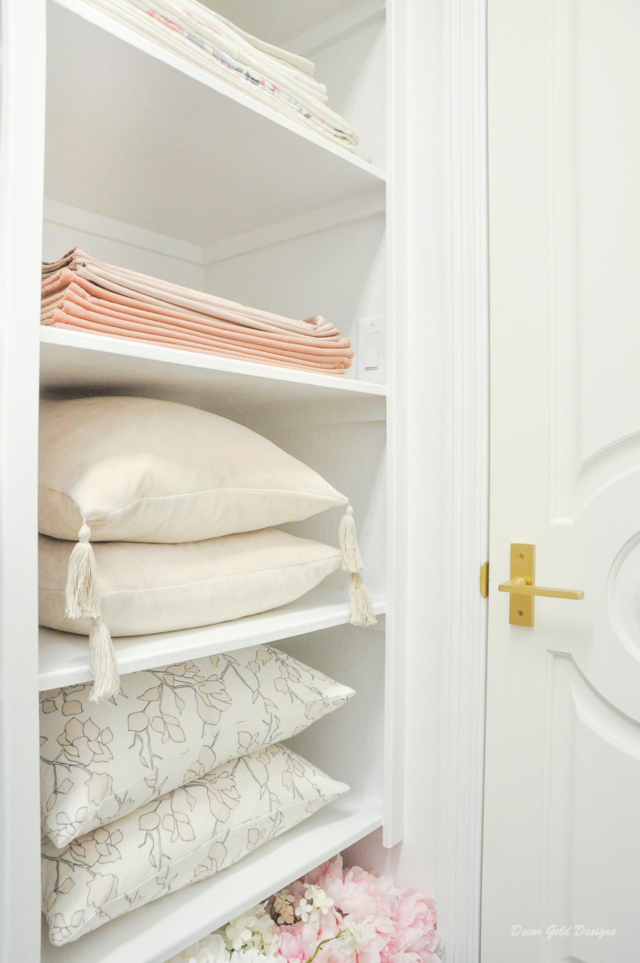 Entertaining closet pillows