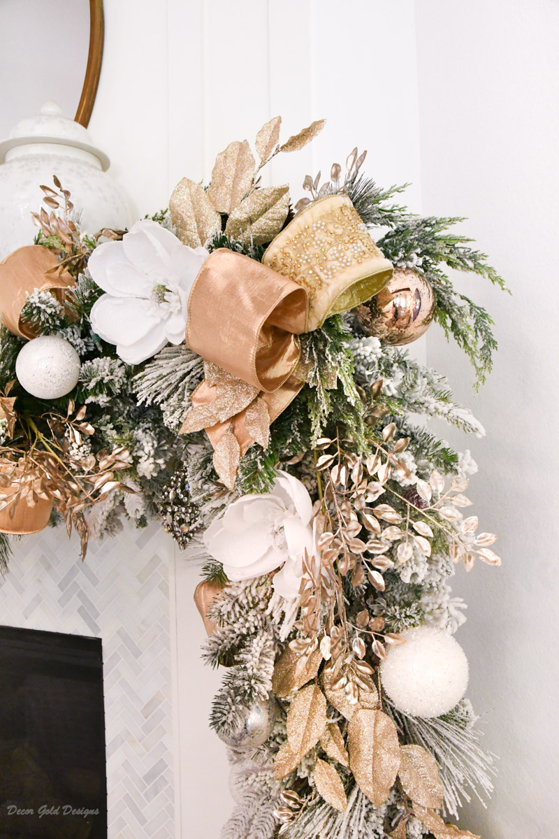 Christmas decor mantel garland