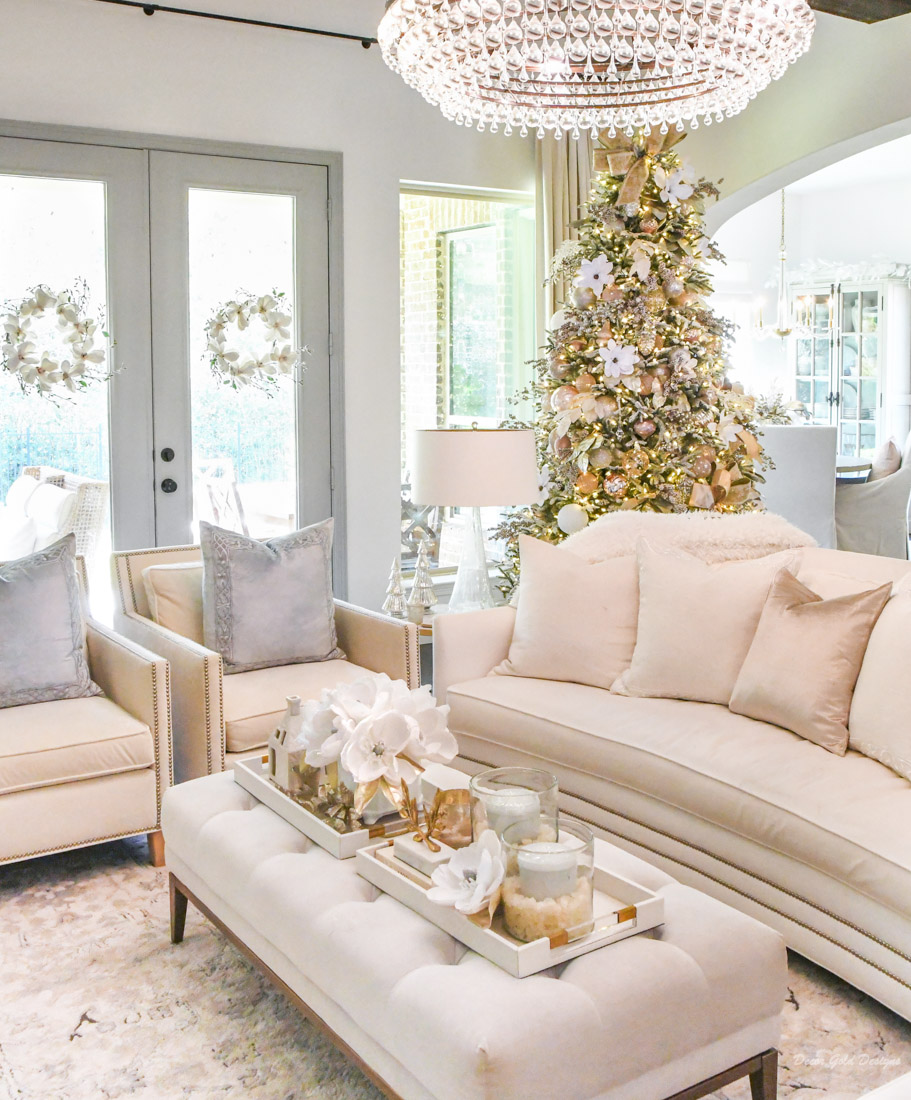 Christmas Living Room in Blush and Gold - Decor Gold Designs