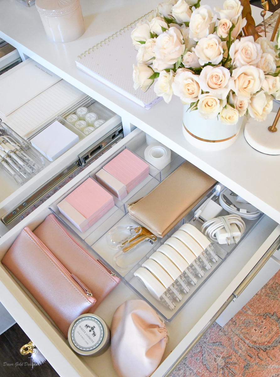 Chic organized home office