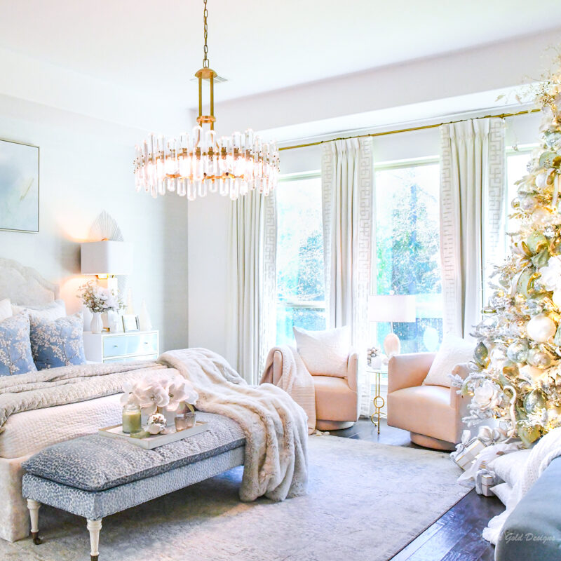 Christmas Bedroom in Shades of Green