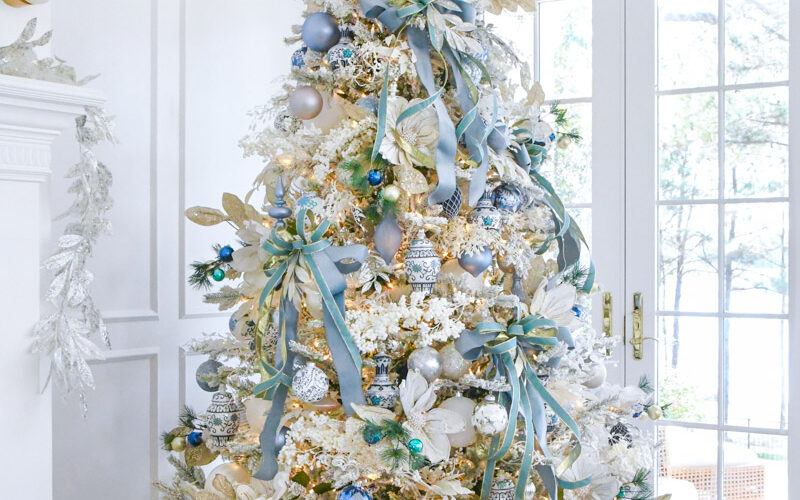 Timeless blue Christmas tree